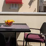 Apartament Deny *