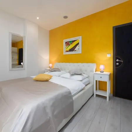 Apartamento Deny *