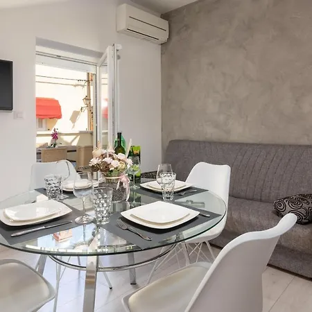 아파트 Deny 브르사르