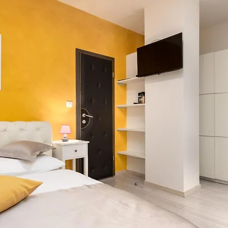 Deny 아파트 브르사르